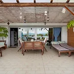 Attico Con Terrazza A 아파트 *