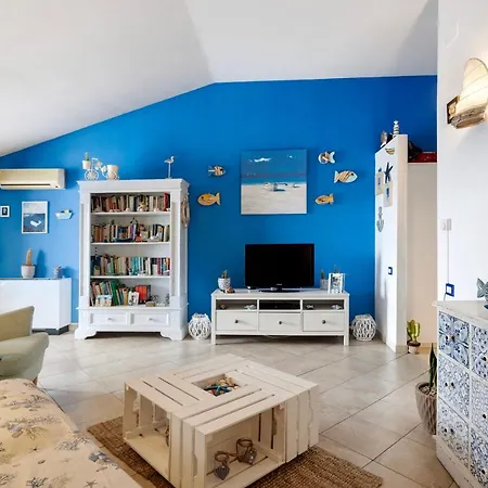 Attico Con Terrazza A Βιαρέτζιο