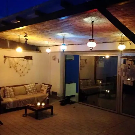 Attico Con Terrazza A Διαμέρισμα