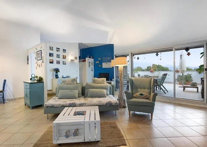 Attico Con Terrazza A * Βιαρέτζιο