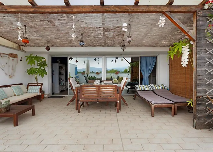 Attico Con Terrazza A * Βιαρέτζιο