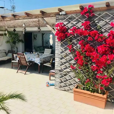Attico Con Terrazza A Lejlighed *